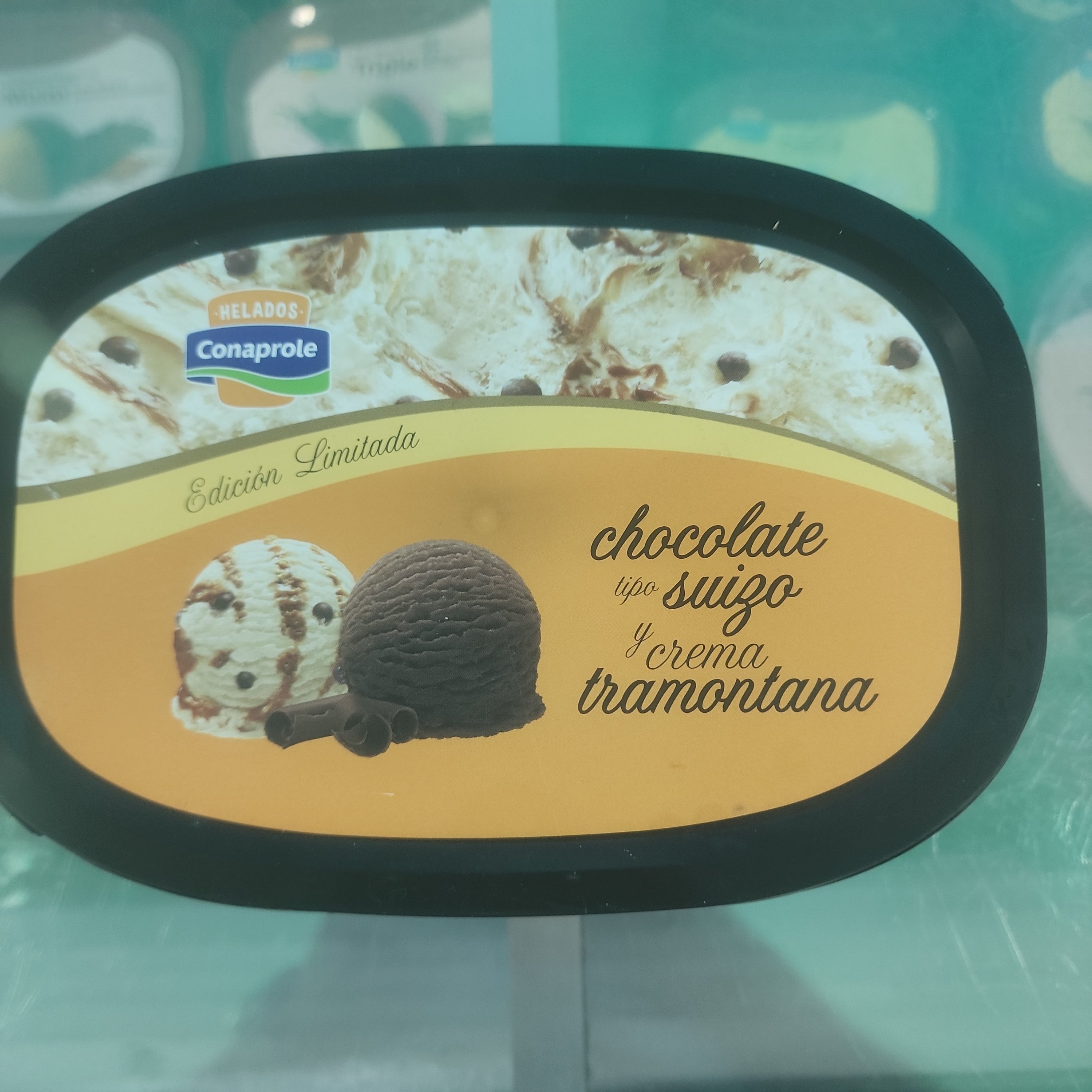 GELADO CONAPROLE 2L CHOCOLATE SUÍÇO E CREME TRAMONTANA