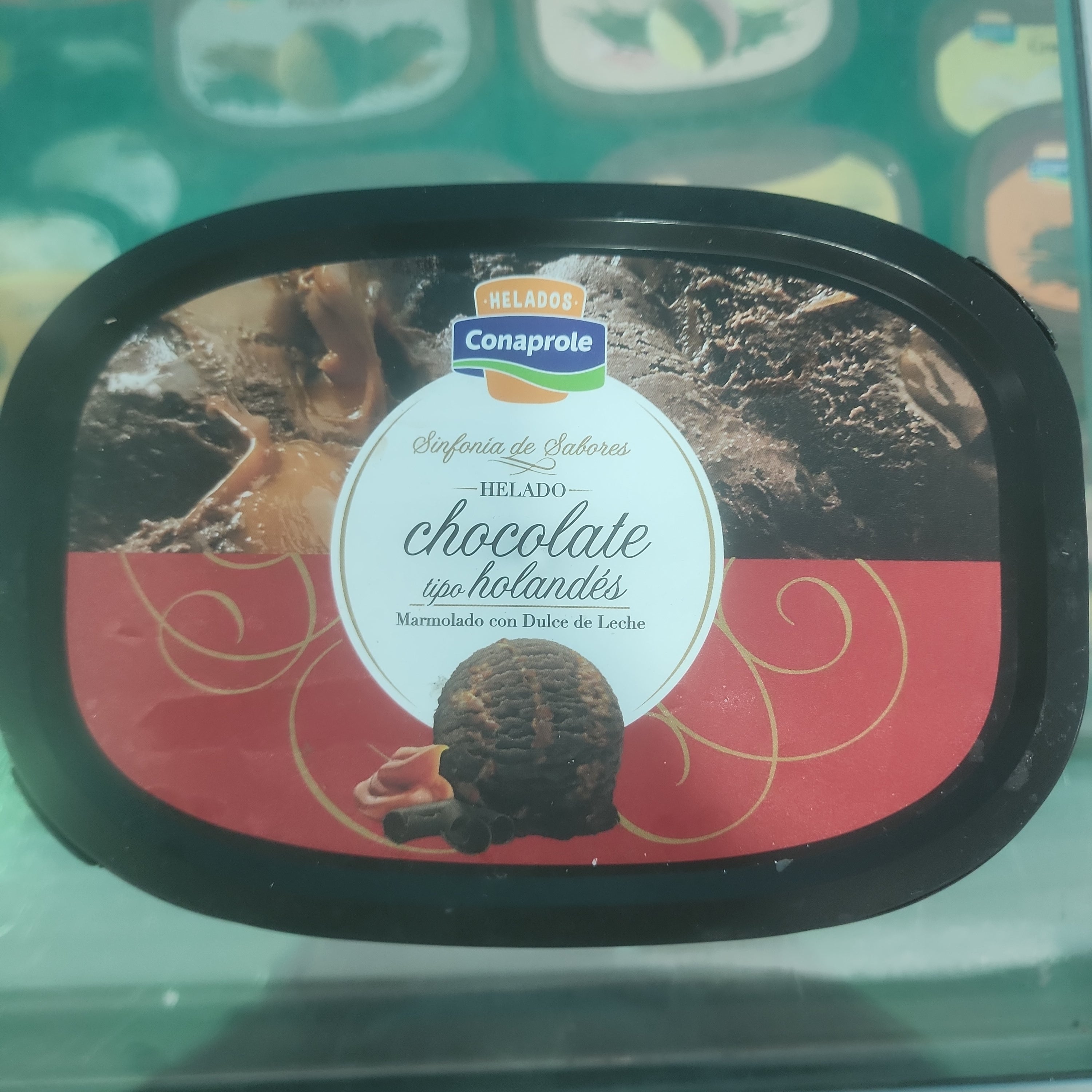 GELADO CONAPROLE 2L CHOCOLATE HOLANDÊS MÁRMORE COM DOCE DE LEITE