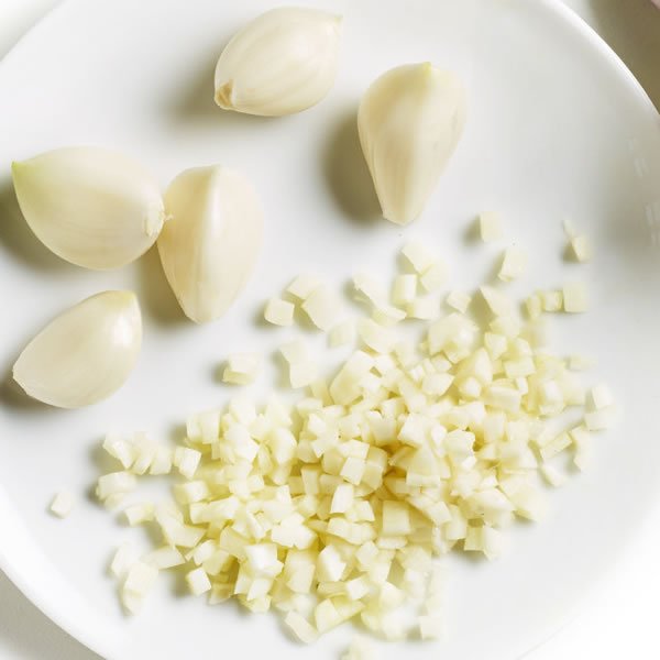 CHOPPED GARLIC 500G